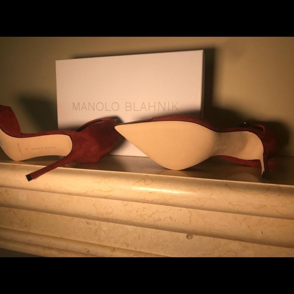 Manolo Blahnik silettos